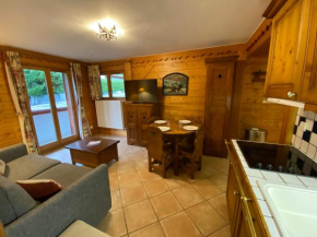 Appartement 2 pièces 4 personnes à Méribel Village, pieds des pistes, piscine chauffée - FR-1-411-946